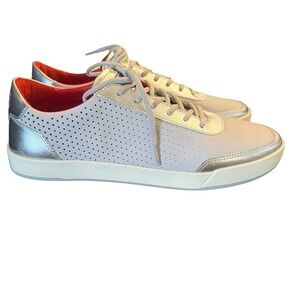 Novella Chapter 02 Verse 1 Mens Sneakers White Silver Leather 13
